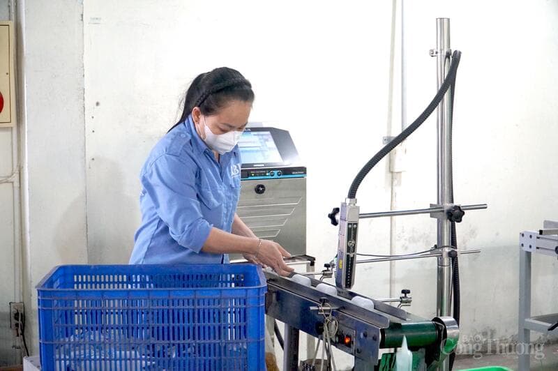 nghi-dinh-giam-thue-va-hanh-chinh-cong-truc-tuyen-nang-kinh-te-da-nang-di-len