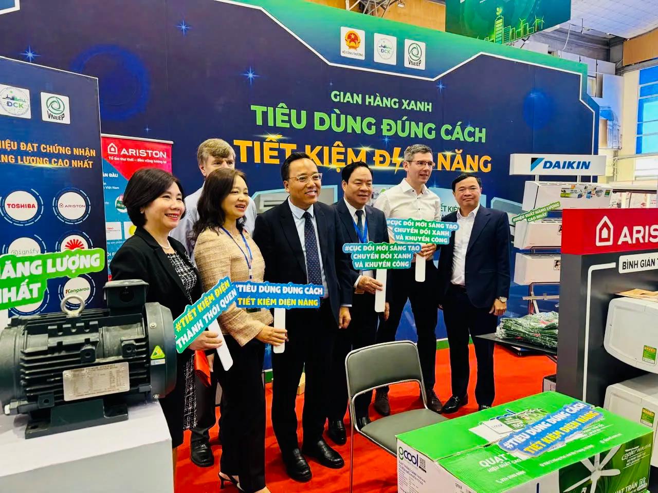 80-doanh-nghiep-mang-tuong-lai-xanh-den-trien-lam-hoi-cho-thiet-bi-tiet-kiem-nang-luong-2025