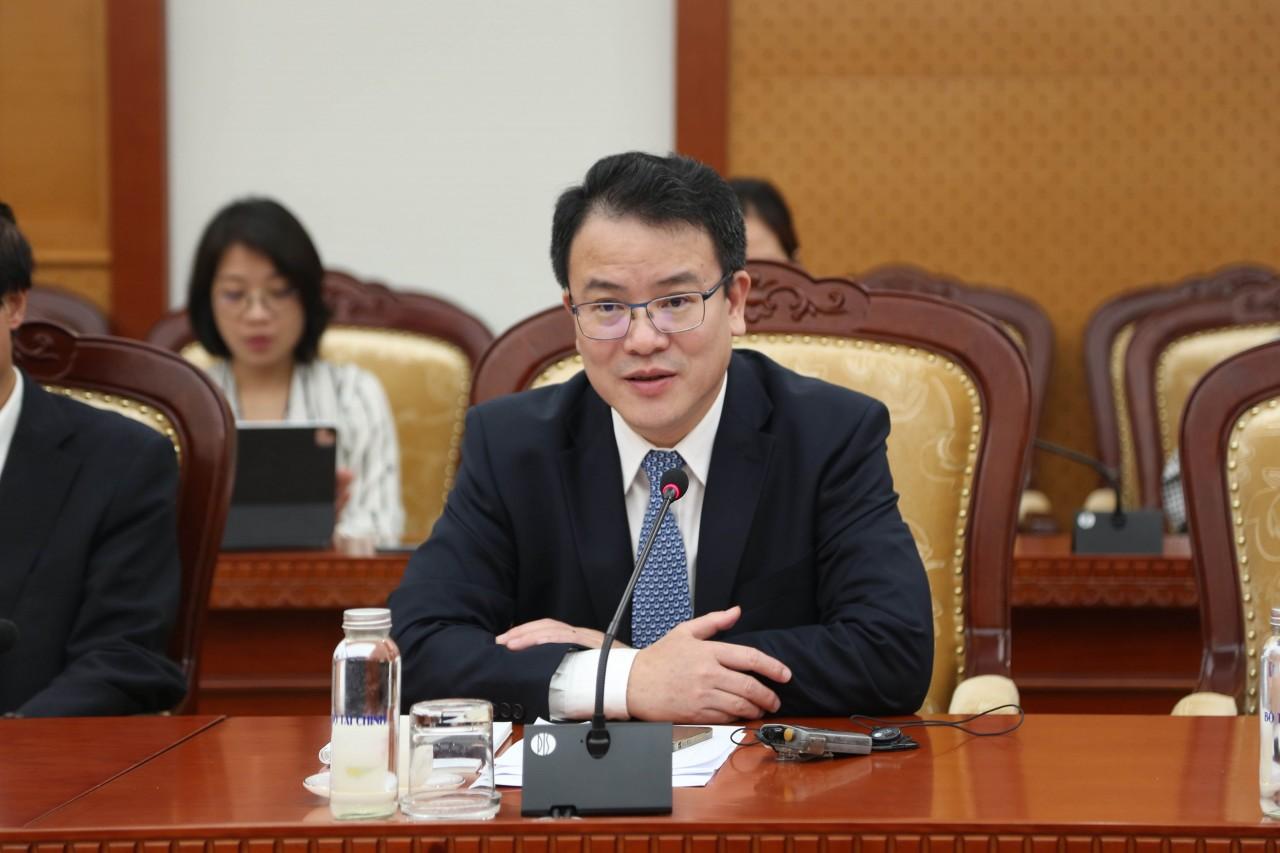 thu-truong-tran-quoc-phuong-lam-viec-voi-doan-dieu-iv-cua-imf