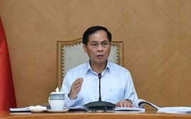 to-chuc-dien-dan-kinh-te-mua-thu-2025-trong-thi-chu-dao-thanh-cong