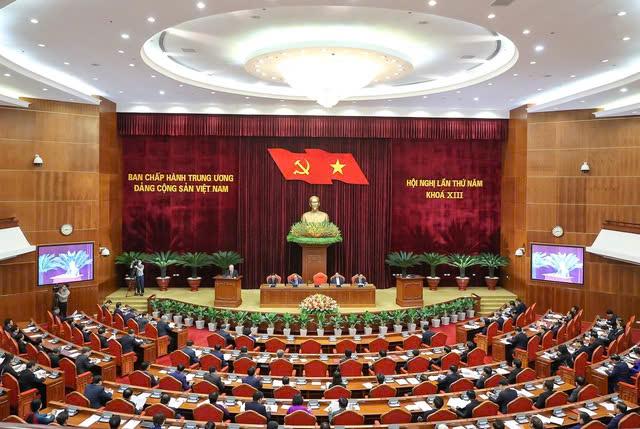 su-phat-trien-nhan-thuc-cua-dang-ve-chuan-muc-dao-duc-cach-mang-cua-can-bo-dang-vien