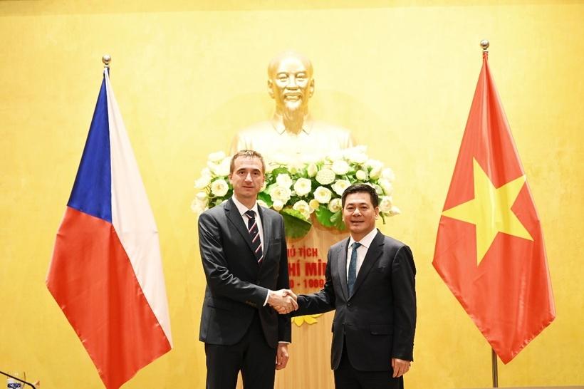 viet-nam-sec-tan-dung-tot-hon-evfta-de-phat-trien-manh-ve-thuong-mai-dau-tu