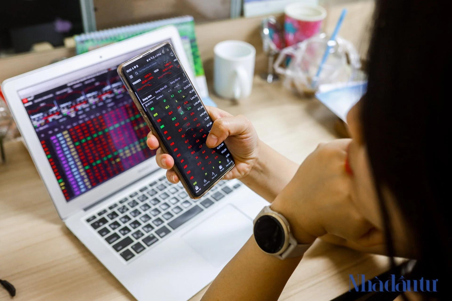 Cổ phiếu 'họ' GELEX cùng nhau tím trần