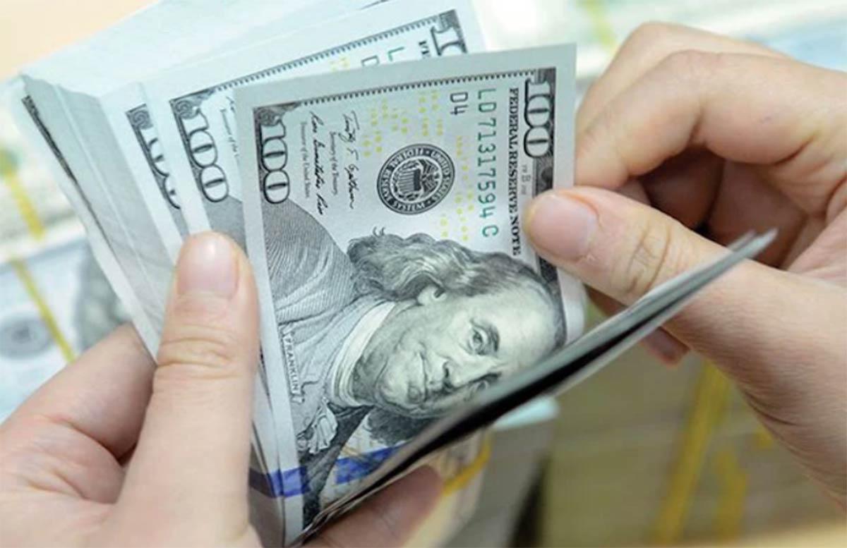 dong-tien-chay-ve-my-usd-tang-gay-ap-luc-lon-len-ty-gia