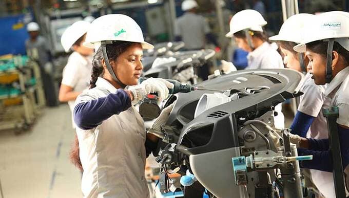 thue-cua-my-co-the-can-tro-giac-mo-cuong-quoc-san-xuat-cua-an-do