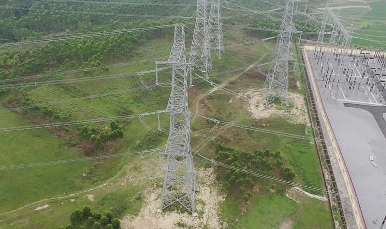 Hoàn thành 4 mạch đường dây 500 kV đấu nối từ TBA 500 kV Vĩnh Yên