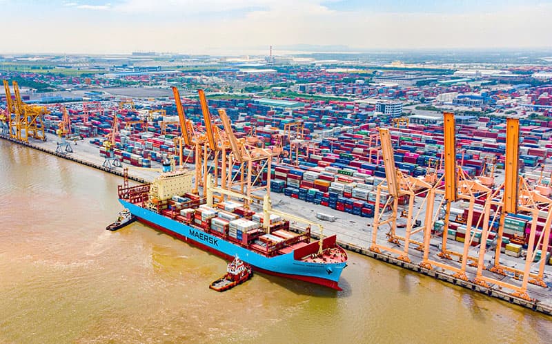 the-gioi-doi-nhip-viet-nam-can-ban-do-rui-ro-moi