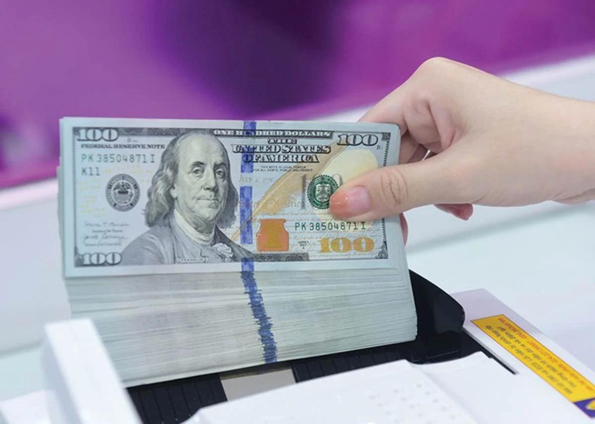 Vượt 26.000 đồng/USD, tỷ giá tăng nóng và đối mặt nhiều áp lực