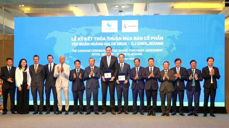 tap-doan-de-heus-mo-rong-vi-the-tai-chau-a-thong-qua-viec-mua-lai-tap-doan-cj-feed-care