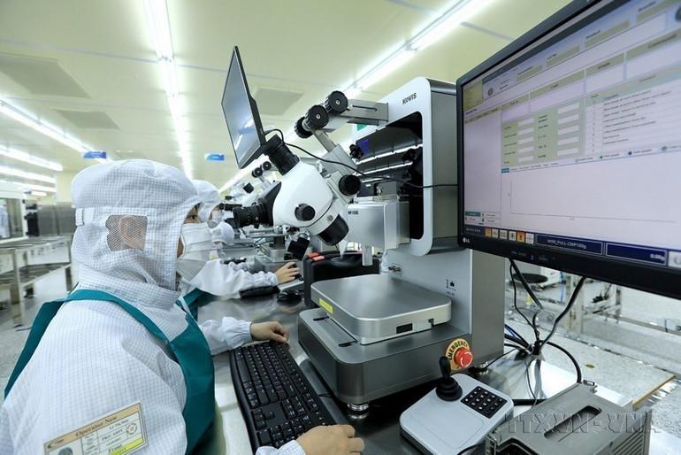 Nhà máy thông minh: Đòn bẩy phát triển công nghiệp bền vững