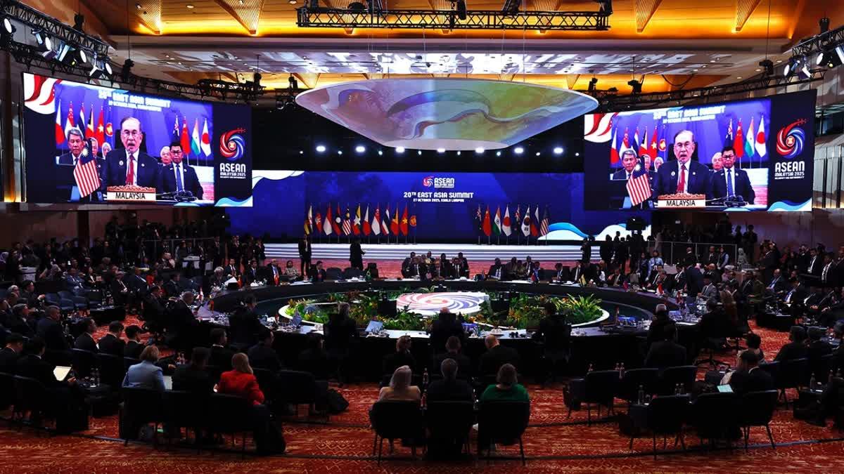 Vai trò trung tâm của ASEAN tại khu vực Ấn Độ Dương - Thái Bình Dương: Từ tầm nhìn đến hành động