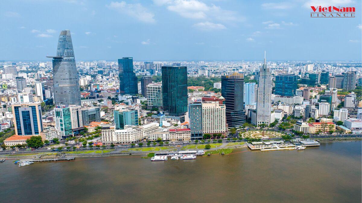 tp-hcm-10-su-kien-kinh-te-tai-chinh-dang-chu-y-nam-2025