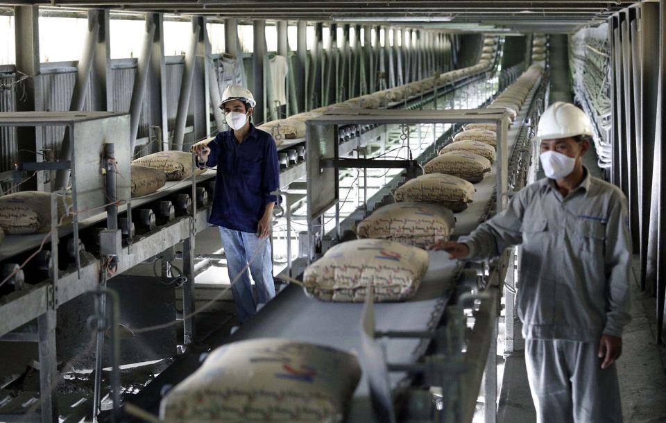 Thủ tướng chỉ đạo xử lý thông tin nhà máy xi măng thua lỗ