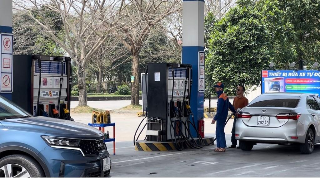 petrolimex-69-nam-khang-dinh-tam-voc-tap-doan-xang-dau-trong-yeu