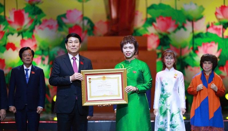 tap-doan-thaibinh-seed-don-nhan-danh-hieu-anh-hung-lao-dong