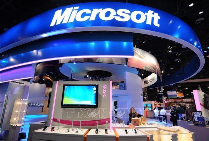 microsoft-dau-tu-them-700-trieu-usd-vao-ba-lan