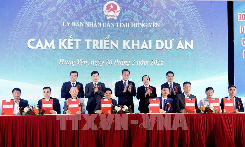 30-doanh-nghiep-ky-cam-ket-day-nhanh-tien-do-du-an-tai-hung-yen