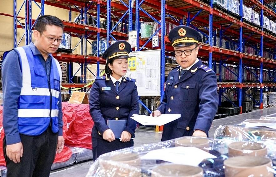 can-lam-ro-pham-vi-mien-thu-tuc-hai-quan-voi-hang-cung-cap-cho-doanh-nghiep-che-xuat