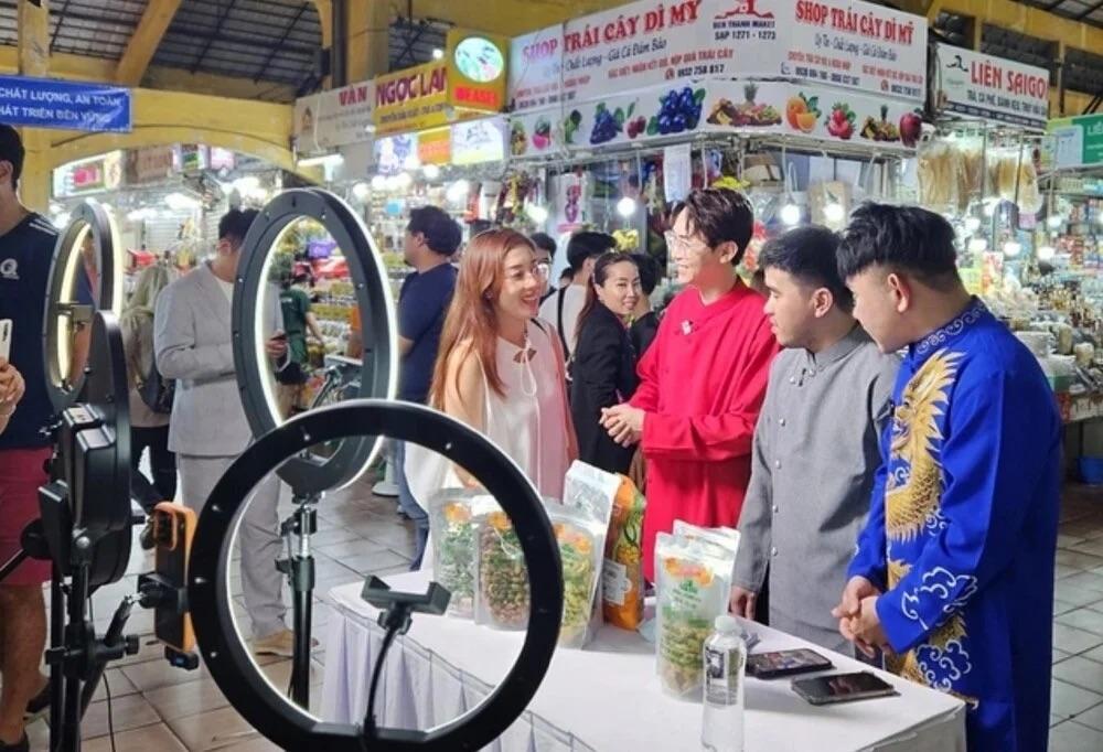 kinh-doanh-thuong-mai-dien-tu-se-nop-thue-nhu-the-nao