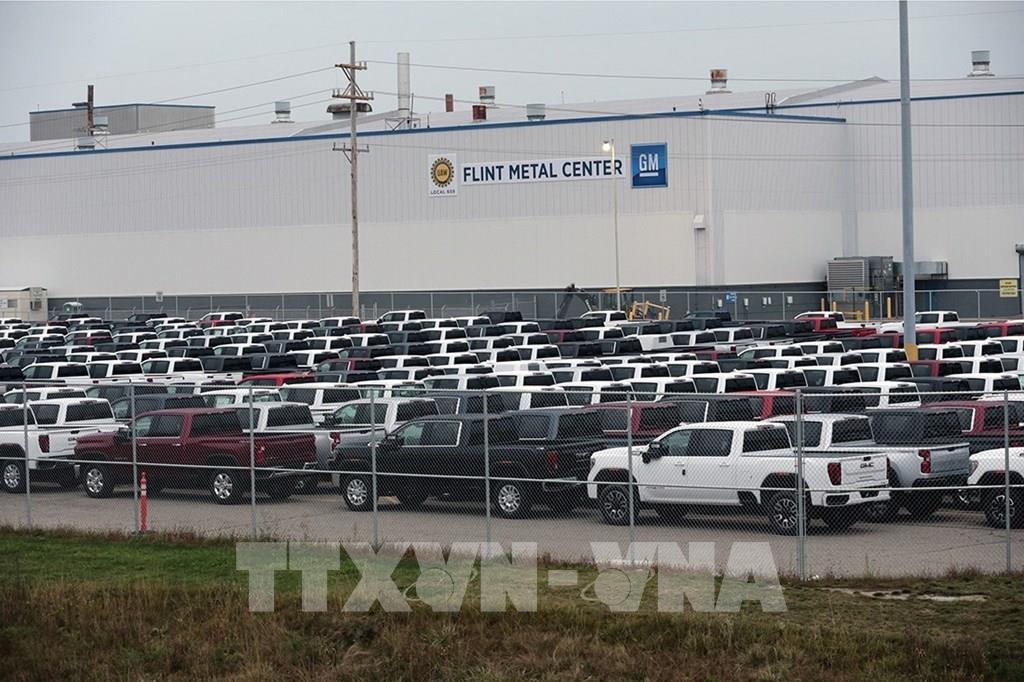 my-doanh-so-ban-o-to-tang-manh-truoc-gio-g-ap-thue-moi