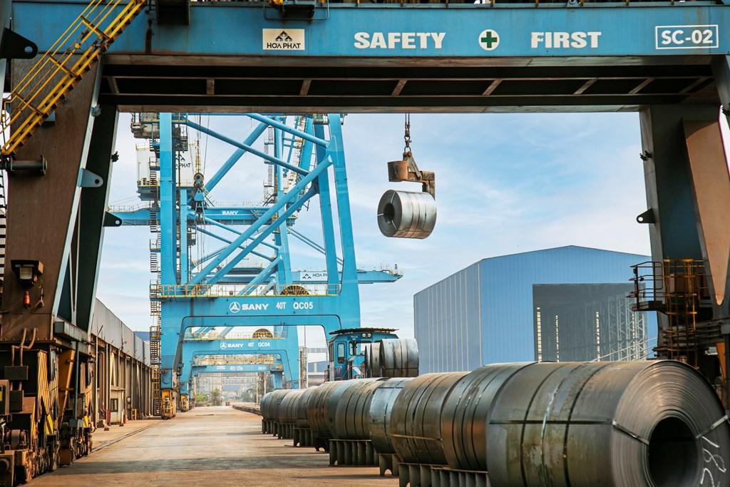 hoa-phat-nop-ngan-sach-hon-13400-ty-dong