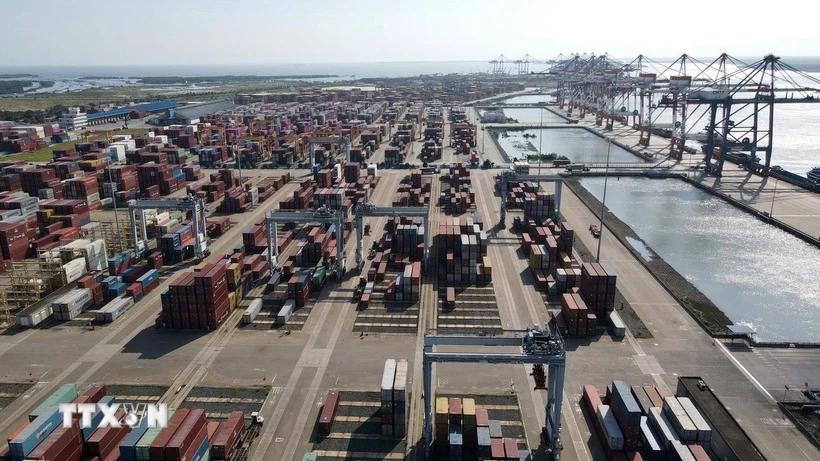 Cơ hội mới của doanh nghiệp logistics Việt Nam trong chuỗi cung ứng toàn cầu