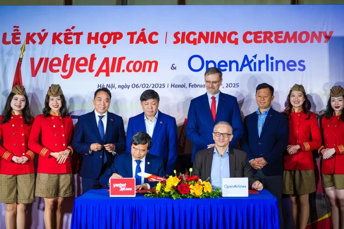 vietjet-air-ky-ket-thoa-thuan-hop-tac-chien-luoc-voi-openairlines