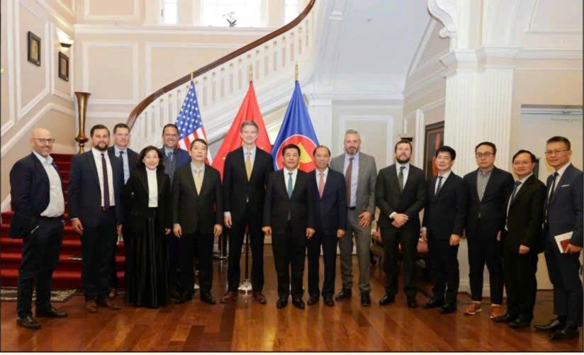 nhieu-hang-giay-my-nhin-thay-du-dia-tang-truong-kinh-doanh-tai-viet-nam