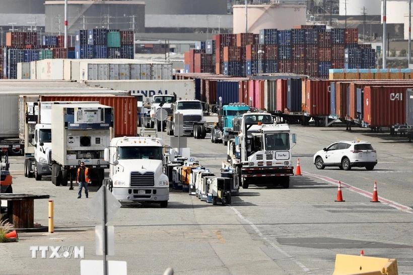 chinh-sach-thue-cua-my-gioi-doanh-nghiep-quan-ngai-lam-phat-toan-cau-tang-cao