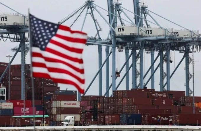 my-ap-thue-nhap-khau-bo-sung-10-toan-cau-co-the-nang-len-15