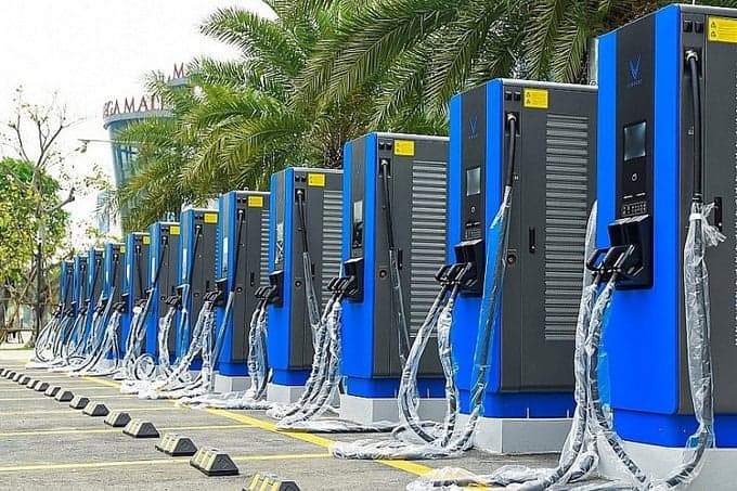 Việt Nam sẽ có quy chuẩn cho trụ sạc xe điện