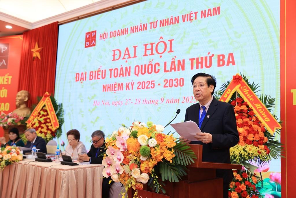 gan-200-doanh-nhan-du-dai-hoi-hoi-doanh-nhan-tu-nhan-viet-nam-lan-thu-iii
