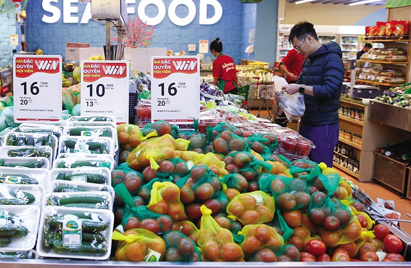 Kích cầu để thúc tăng trưởng