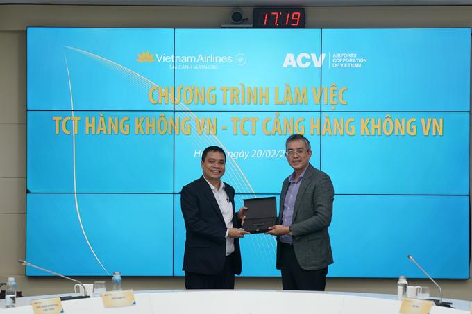Vietnam Airlines và ACV họp bàn hợp tác chiến lược hai dự án trọng điểm