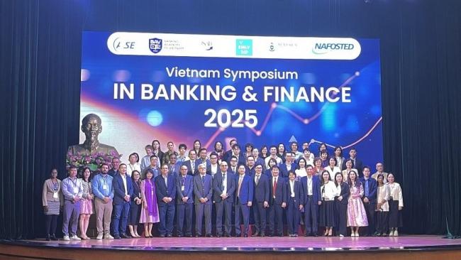 vsbf-2025-the-gioi-tai-can-bang-viet-nam-chuyen-minh-voi-cac-tru-cot-phat-trien-ben-vung