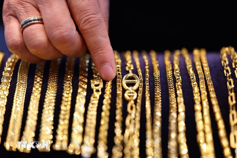 gia-vang-cham-muc-cao-nhat-trong-gan-hai-tuan